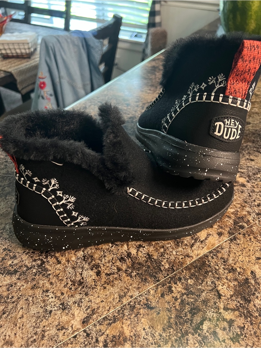 HEY DUDE Denny Faux-Fur Black boots - Picture 2 of 6